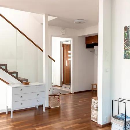 Luxury 330 M2 5 Storey House With Amazing Sea Views In *