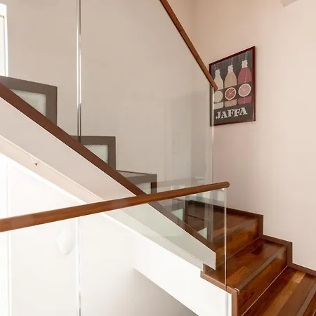 Luxury 330 M2 5 Storey House With Amazing Sea Views In *